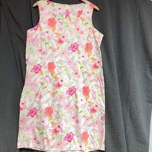 Carolina colors 18 sheath dress with floral pattern, white pink yellow green